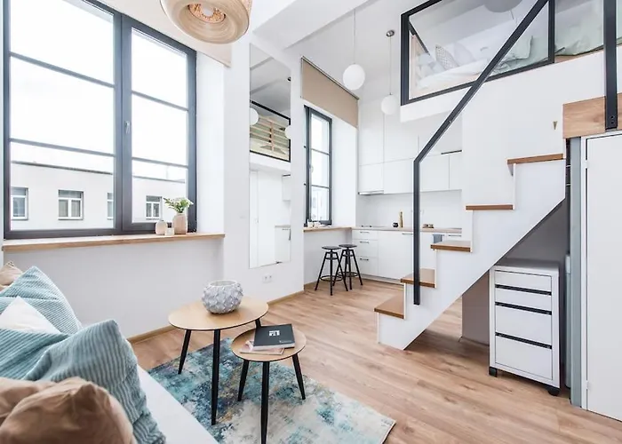Warm And Light Loft Near Centre Butas *
